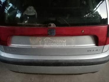 branik za Seat Cordoba od 1999. do 2002. god.