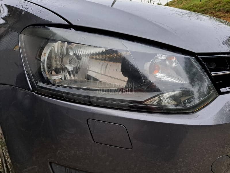 Volkswagen Polo 2012. god. -  kompletan auto u delovima