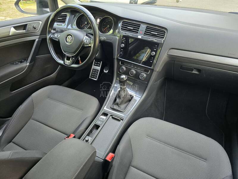 Volkswagen Golf 7 1.5 metan
