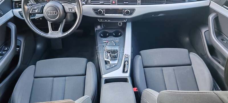 Audi A4 2.0  TDI. S TRONIC