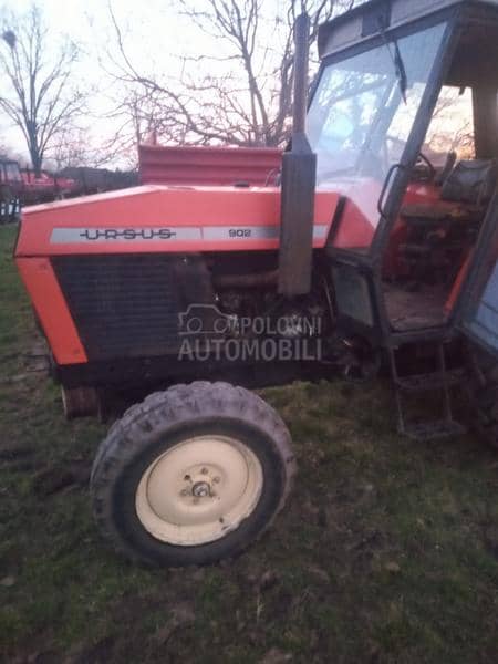 Ursus 902b