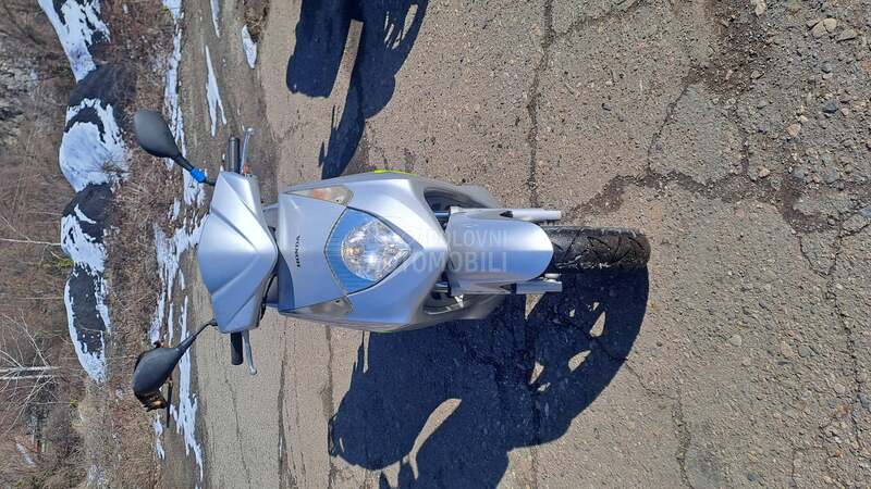 Piaggio beverly 500