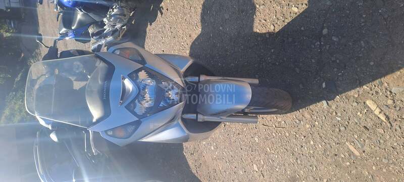 Piaggio beverly 500