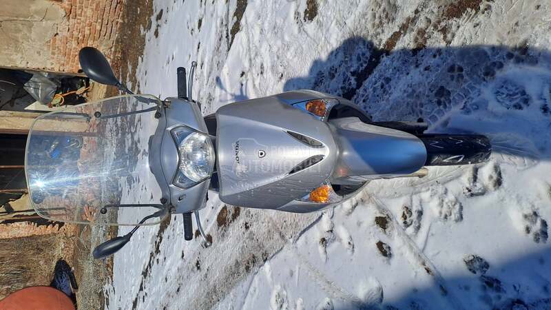Piaggio beverly 500