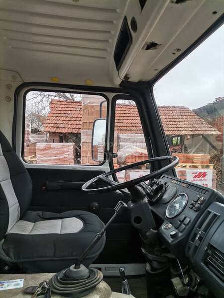 Mercedes Benz 1317