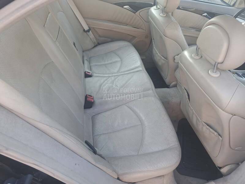 Mercedes Benz E 320 