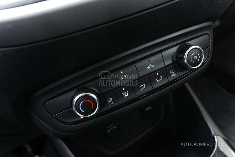 Opel Crossland X  
