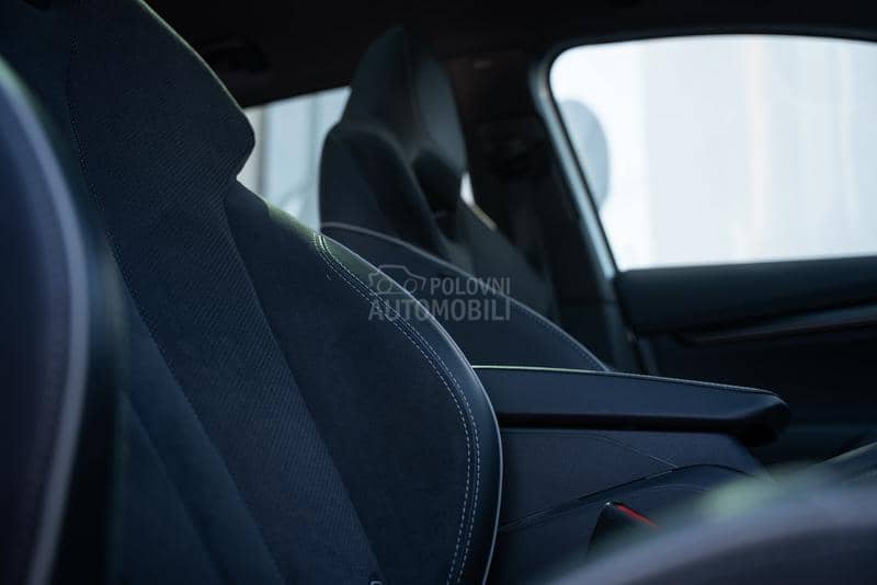 Škoda Enyaq 60 Sport/HuD/Pano