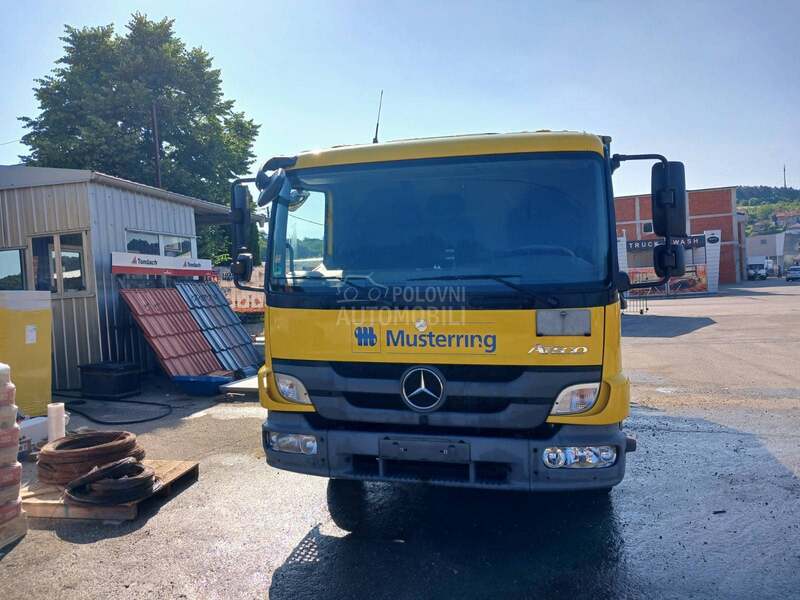 Mercedes Benz 816