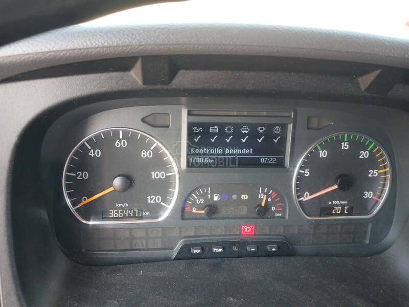 Mercedes Benz 816
