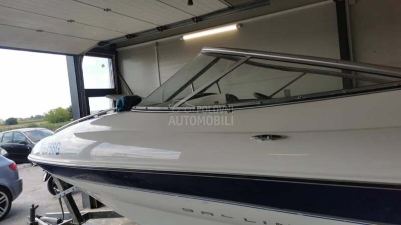 Bayliner 602 cuddy