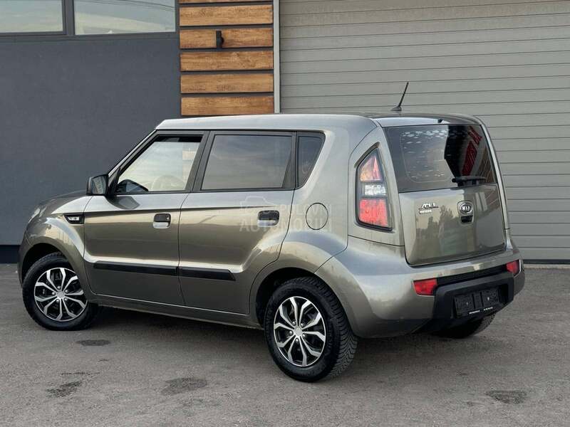Kia Soul 1.6i