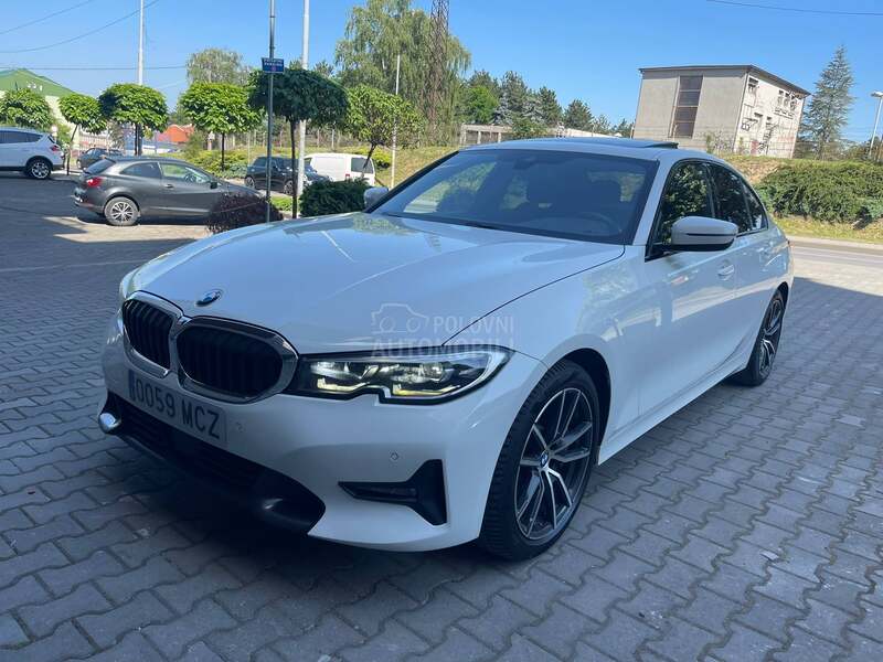 BMW 330 