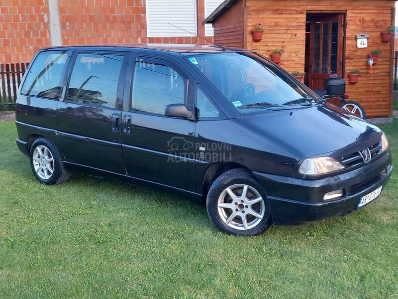 Peugeot 806 