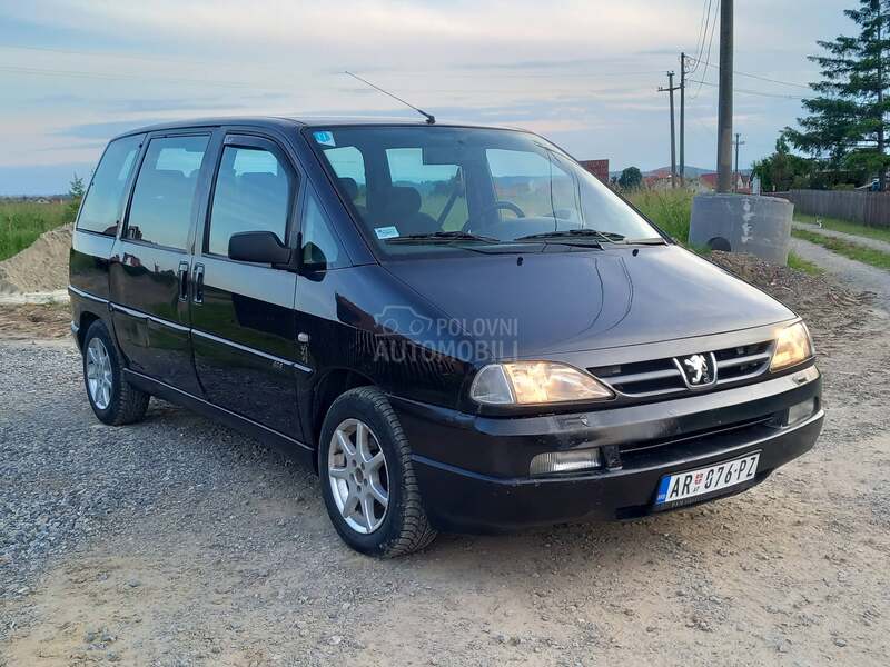 Peugeot 806 