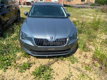 Škoda Superb TDI -  kompletan auto u delovima