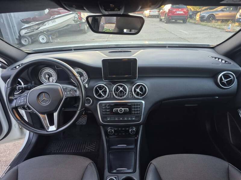 Mercedes Benz A 180 