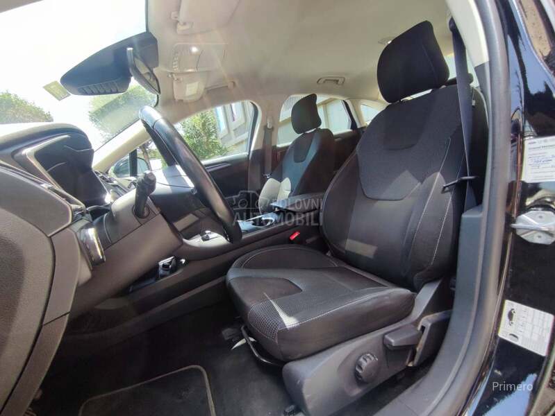 Ford Mondeo HEV 2.0 Titanium