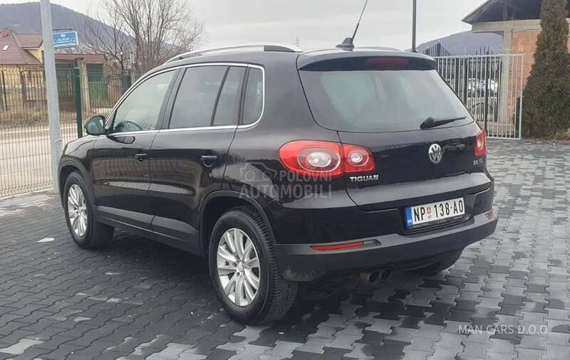 Volkswagen Tiguan HIGHLINE 4Motion