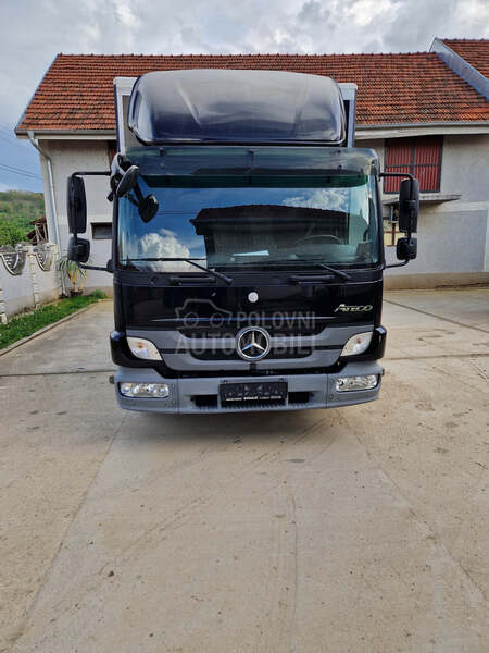 Mercedes Benz Atego 818 sanduk 5.20