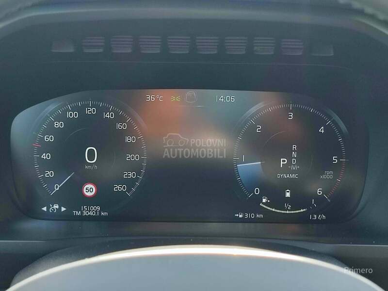 Volvo XC90 2.0  Momentum Pro