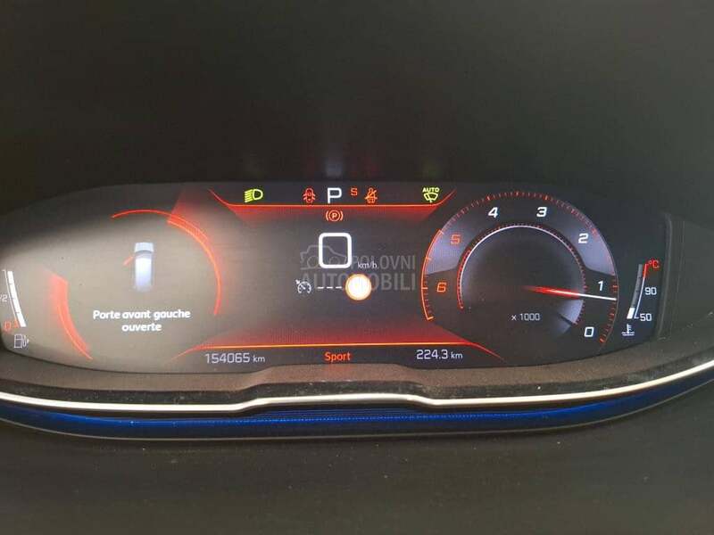 Peugeot 5008 1.5 BLUEHDI