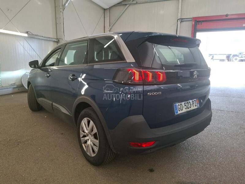 Peugeot 5008 1.5 BLUEHDI