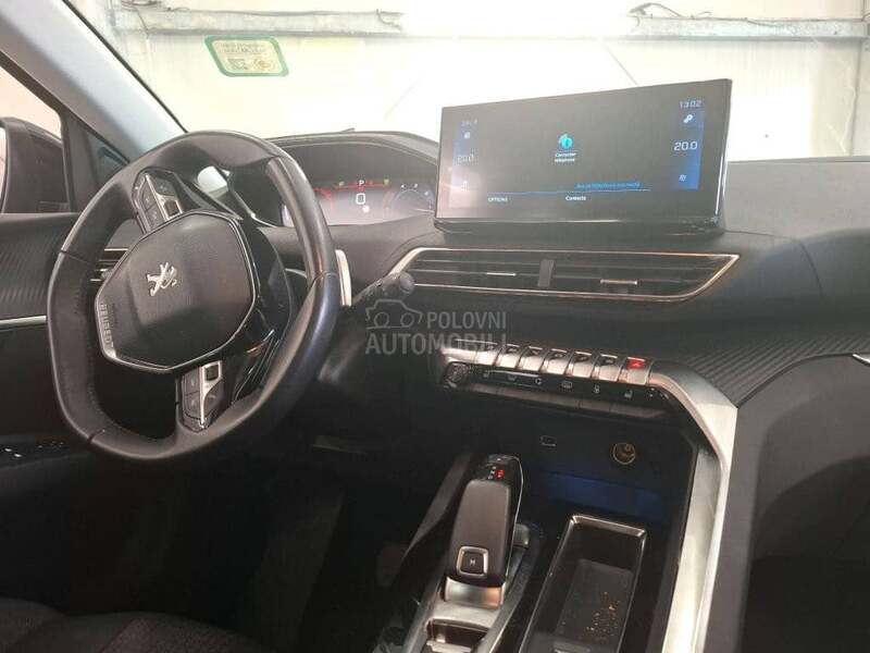 Peugeot 5008 1.5 BLUEHDI