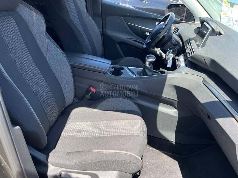 Peugeot 3008 1.5 BLUEHDI