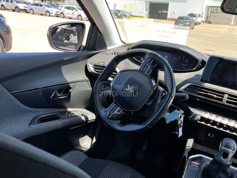 Peugeot 3008 1.5 BLUEHDI