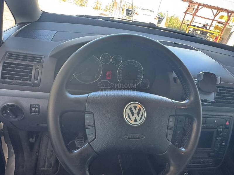 Volkswagen Sharan 