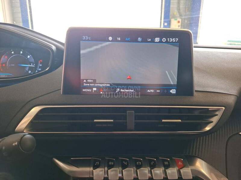 Peugeot 3008 1.5 BLUEHDI