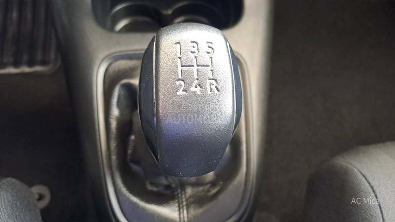 Citroen C3 1.2 PURE NAV LED USB