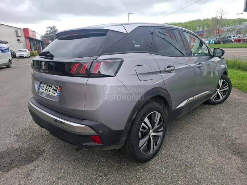 Peugeot 3008 1.5 BLUEHDI ALLURE