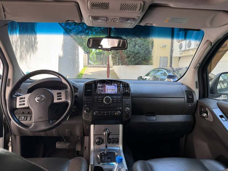 Nissan Navara 