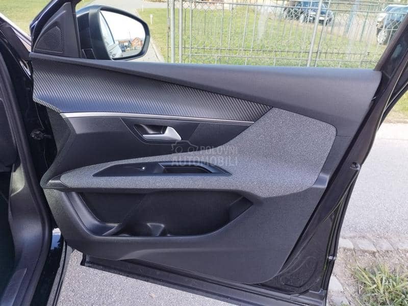 Peugeot 3008 1.5 BLUEHDI