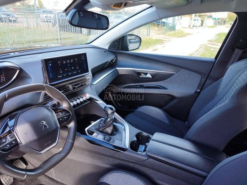 Peugeot 3008 1.5 BLUEHDI
