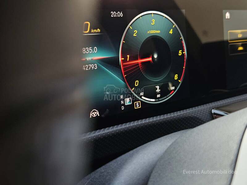 Mercedes Benz CLA 180 AMG/PANO/42h k.m