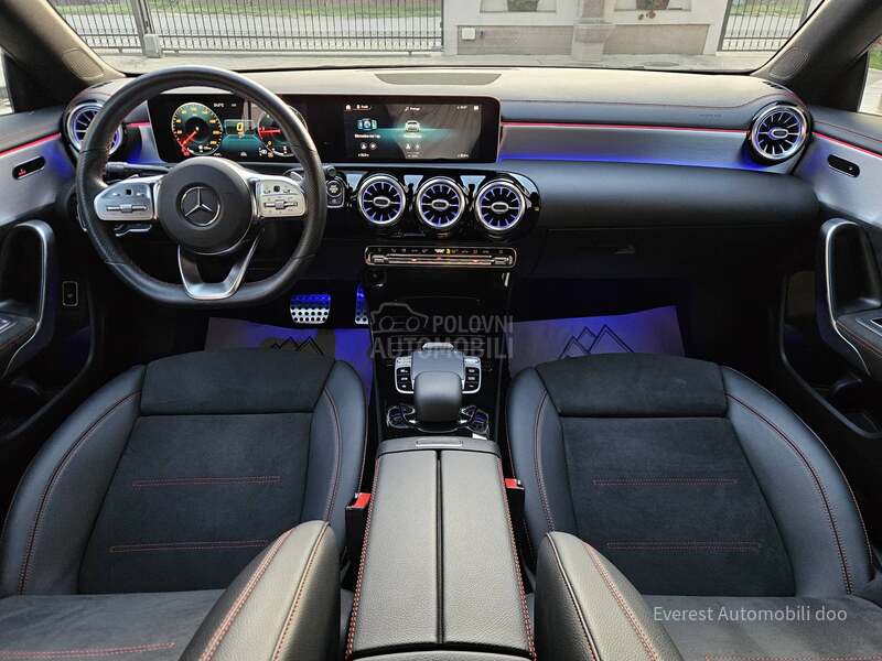 Mercedes Benz CLA 180 AMG/PANO/42h k.m