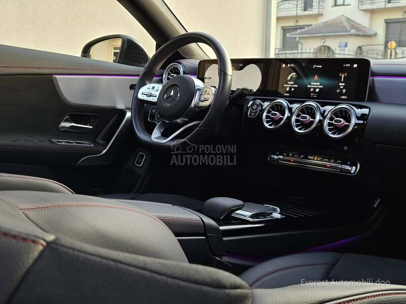 Mercedes Benz CLA 180 AMG/PANO/42h k.m
