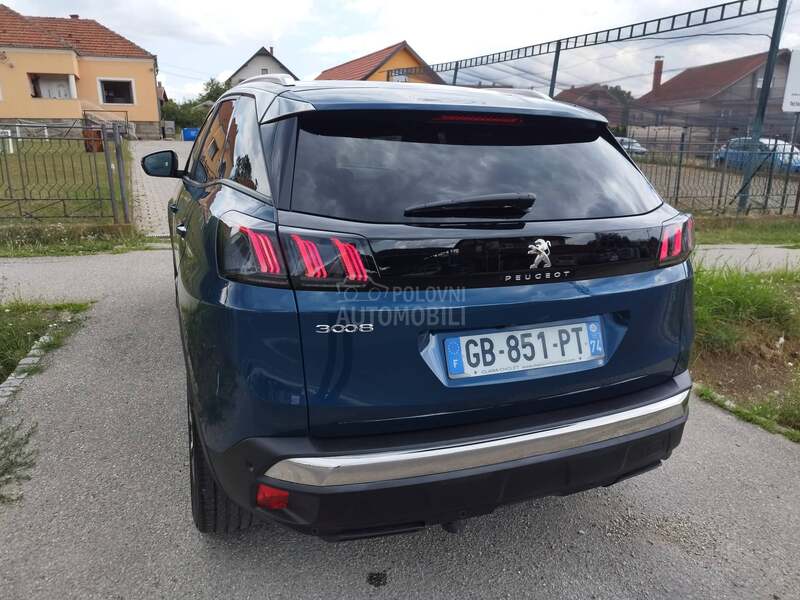 Peugeot 3008 1.5 BLUEHDI ALLURE
