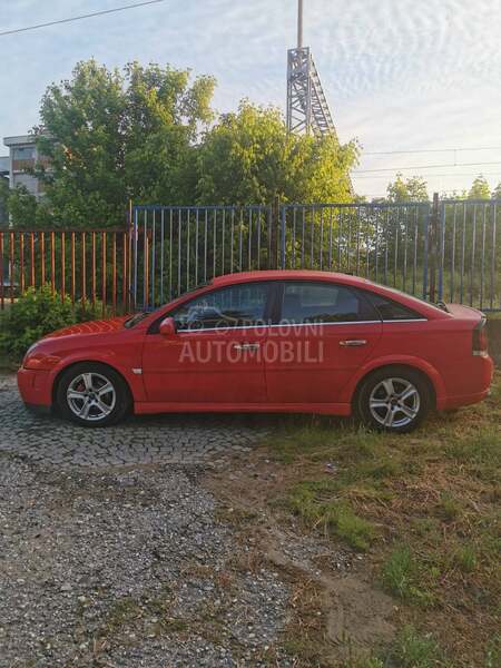 Opel Vectra C GTS 2.2