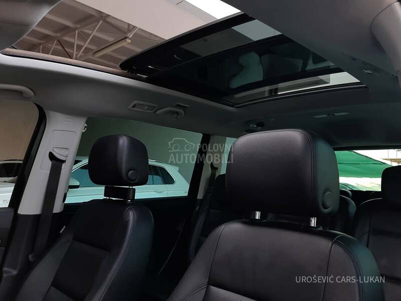 Volkswagen Sharan 7 MESTA 4x4 TDI CH