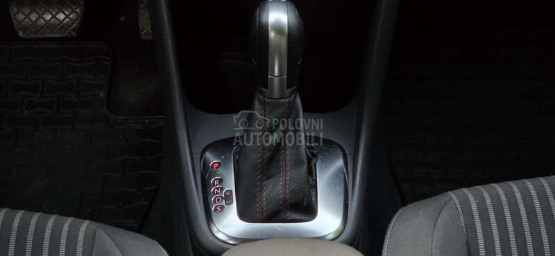 Volkswagen Polo R LINE DSG