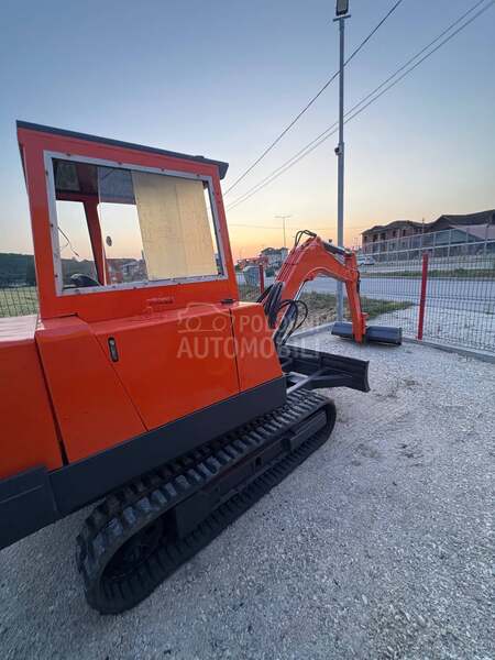 Kubota KH 90