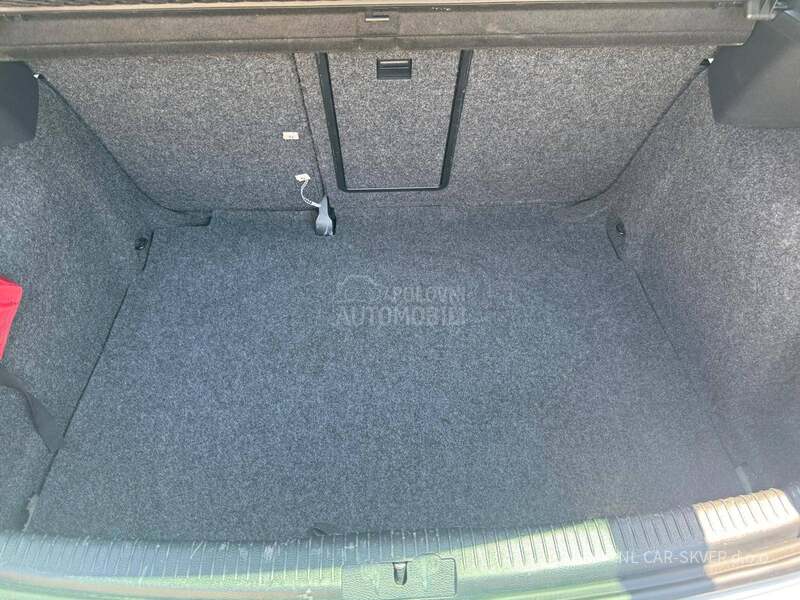 Volkswagen Golf 6 2.0TDI  HIGHLINE
