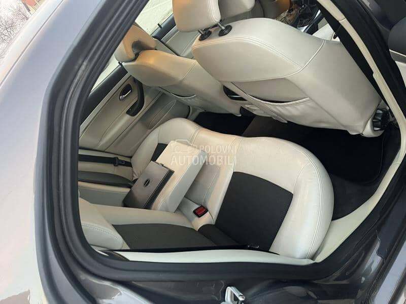 Saab 9-3 1.9 Vector