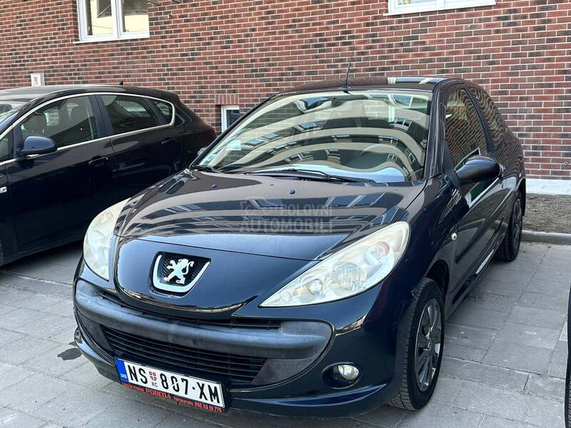 Peugeot 206 plus 1.1