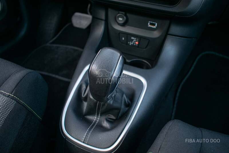 Citroen C3 1.2Turbo AUT0MATIK