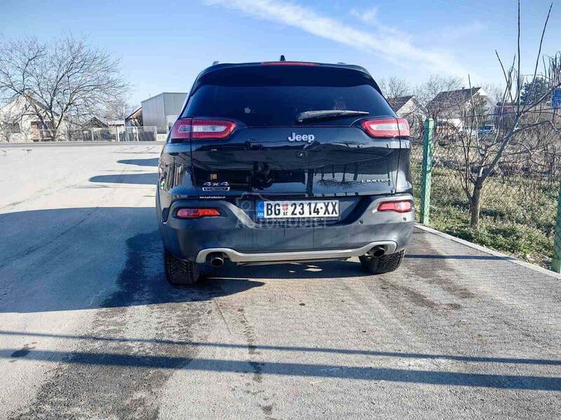 Jeep Cherokee 